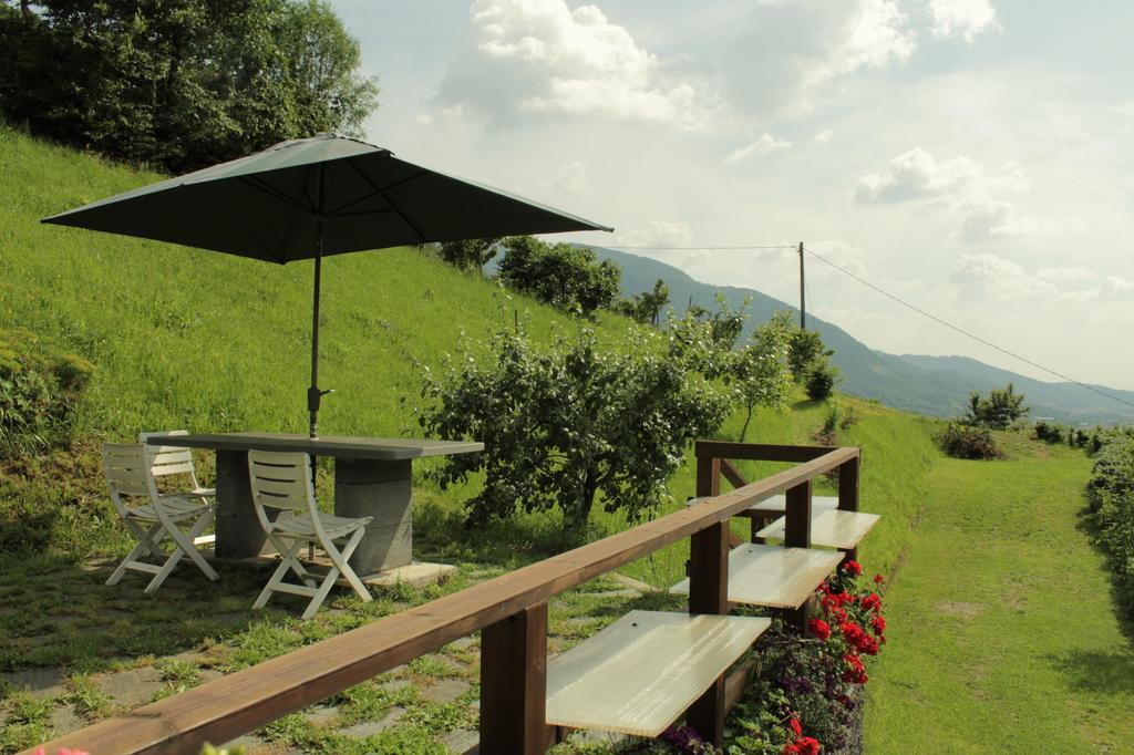 Bed And Breakfast Montino Cene Екстериор снимка